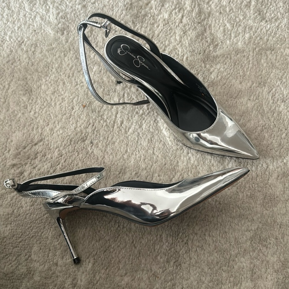 Jessica Simpson silver pumps